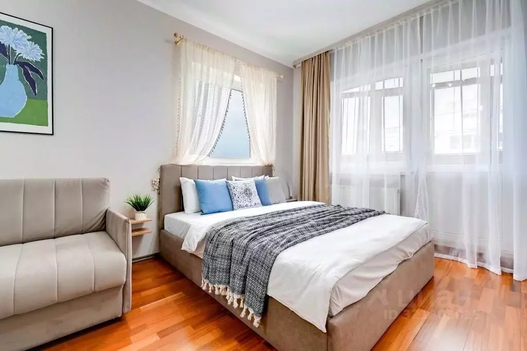 2-к кв. Краснодарский край, Сочи ул. Демократическая, 43 (70.0 м) - Фото 1