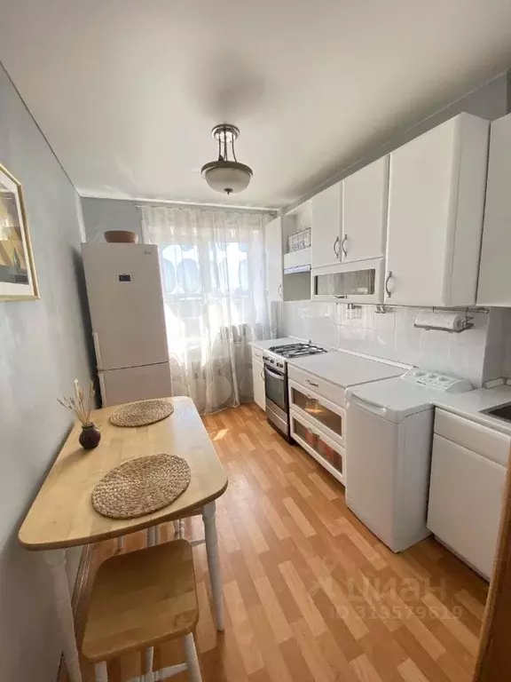 3-к кв. Астраханская область, Астрахань ул. Савушкина, 49 (60.5 м) - Фото 1