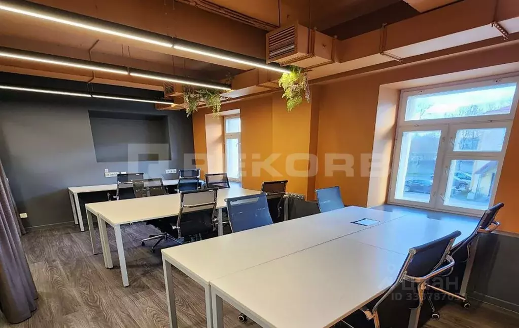 Офис в Санкт-Петербург Днепропетровская ул., 14Б (317 м) - Фото 1