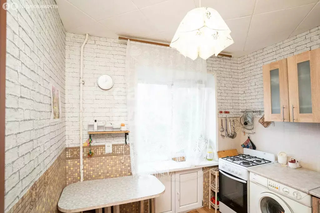 2-комнатная квартира: Верхний Уфалей, улица Ленина, 182 (44.2 м) - Фото 1