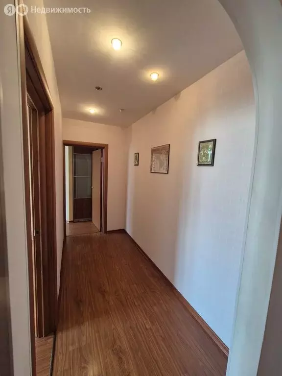 2-комнатная квартира: Уфа, улица Маршала Жукова, 4/4 (61 м) - Фото 0