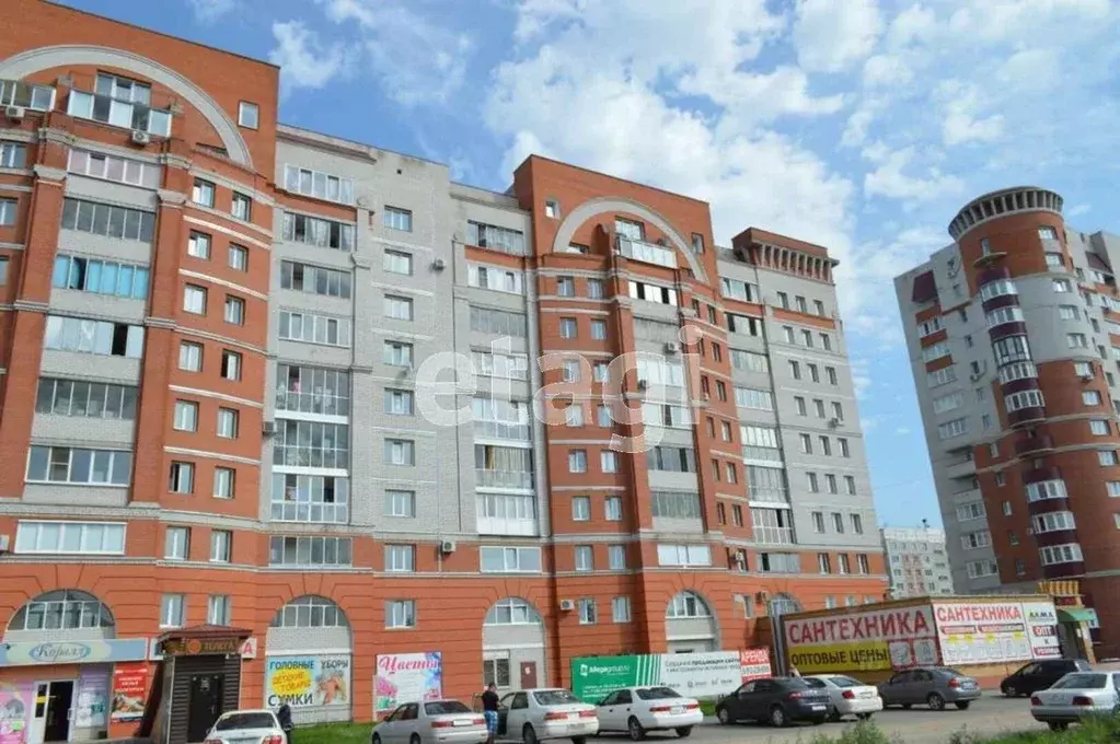 Торговая площадь в Алтайский край, Барнаул ул. Малахова, 89 (98 м) - Фото 0
