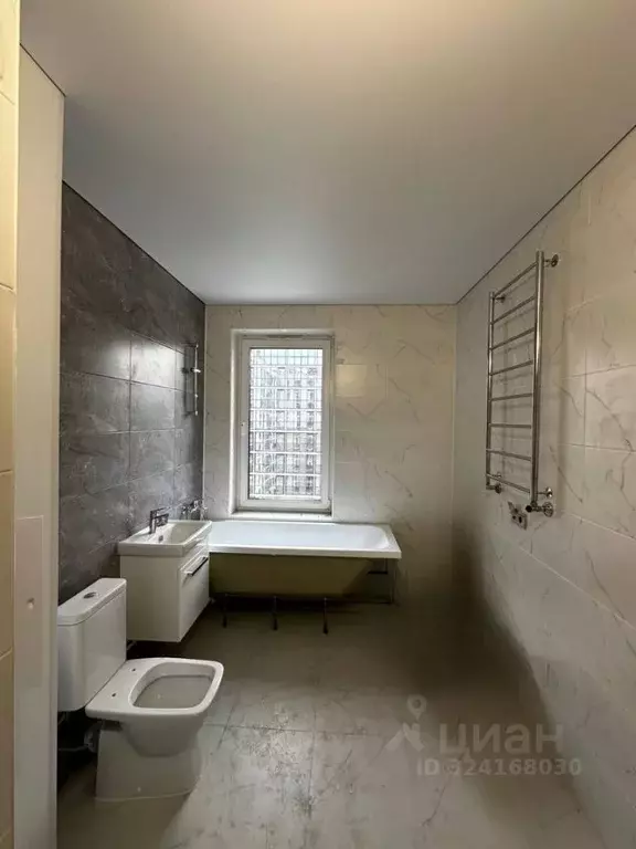 3-к кв. Санкт-Петербург Кубинская ул., 76к1 (109.4 м) - Фото 1