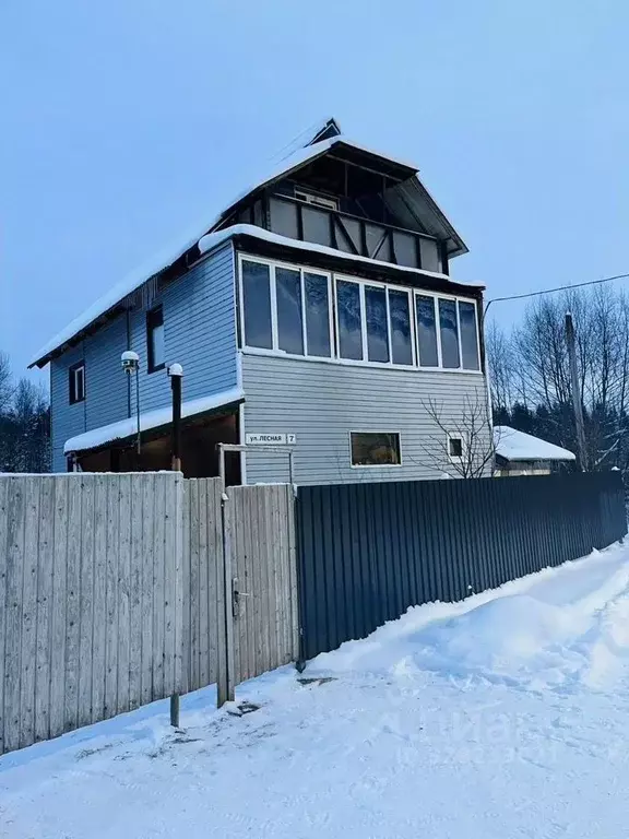 Дом в Ленинградская область, Кингисеппский район, Большелуцкое с/пос, ... - Фото 1