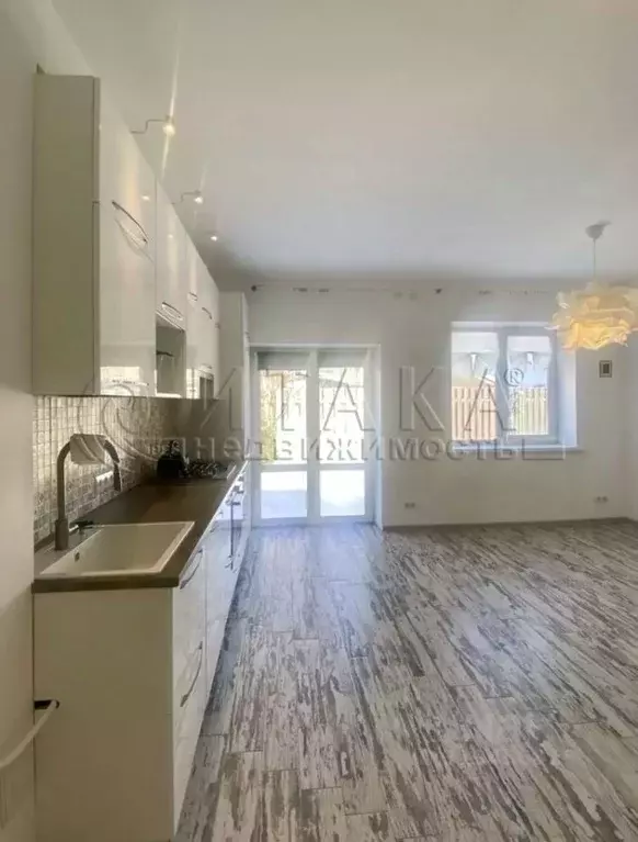 Таунхаус в Ленинградская область, Всеволожский район, Агалатовское ... - Фото 1