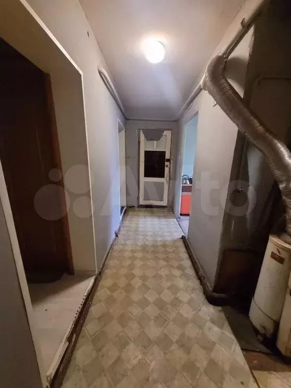 Комната 20 м в 5-к., 1/3 эт. - Фото 0