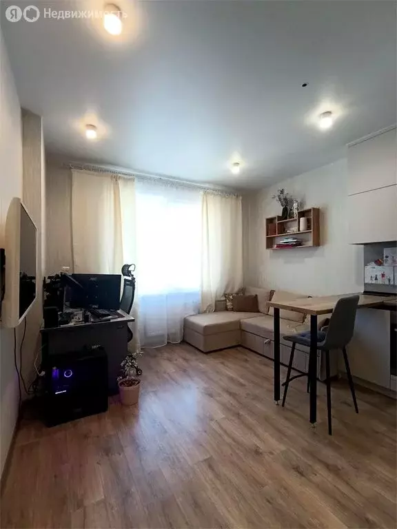 3-комнатная квартира: Пермь, Сапфирная улица, 13 (56.8 м) - Фото 1