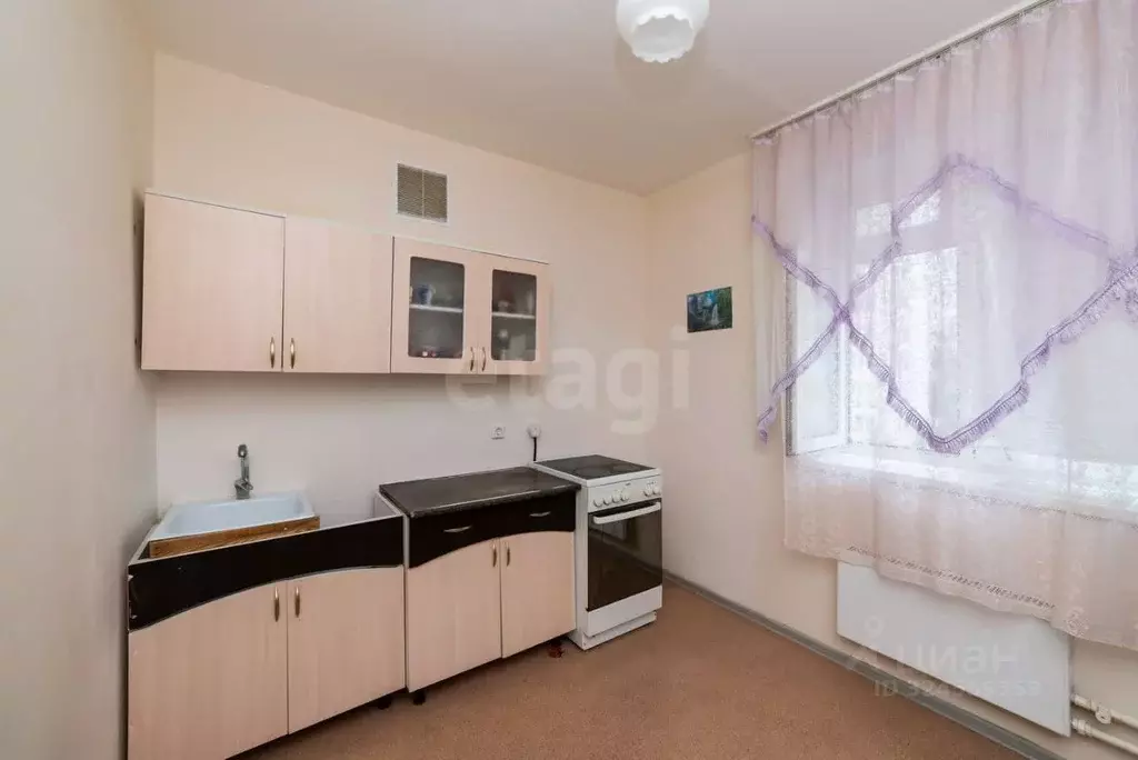 2-к кв. Курганская область, Курган Заозерный жилрайон, 11-й мкр, 6 ... - Фото 1