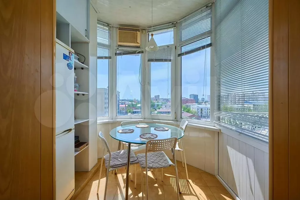 2-к. квартира, 60 м, 8/9 эт. - Фото 1