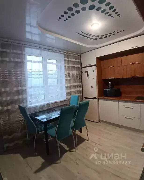 1-к кв. Курская область, Курск просп. Вячеслава Клыкова, 30 (39.0 м) - Фото 2