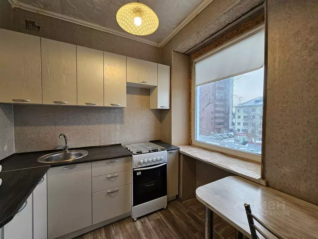 2-к кв. Челябинская область, Челябинск ул. Воровского, 73 (44.7 м) - Фото 2