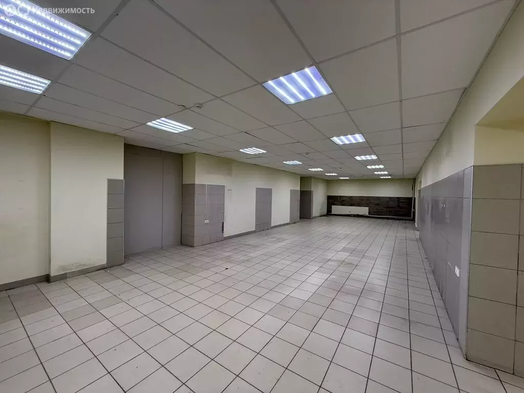 Помещение свободного назначения (420.8 м) - Фото 1