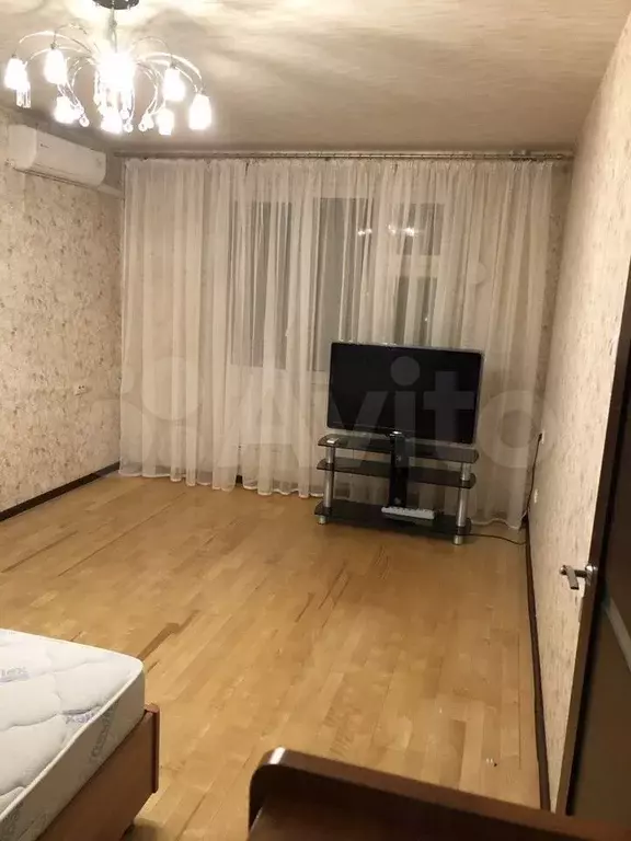 1-к. квартира, 40 м, 12/17 эт. - Фото 0