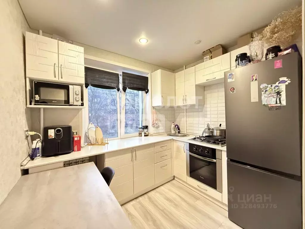 2-к кв. Самарская область, Сызрань просп. Гагарина, 33 (46.2 м) - Фото 1