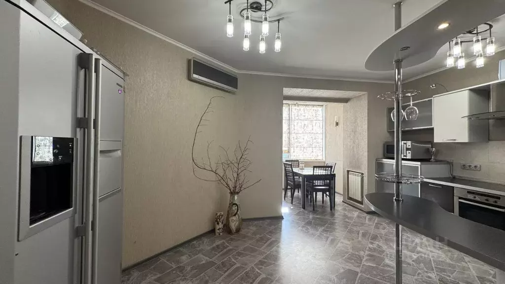 3-к кв. Хакасия, Абакан ул. Некрасова, 23А (138.0 м) - Фото 0