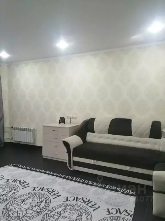 1-к кв. Омская область, Омск 6-й мкр, бул. Заречный, 2А (38.0 м) - Фото 0
