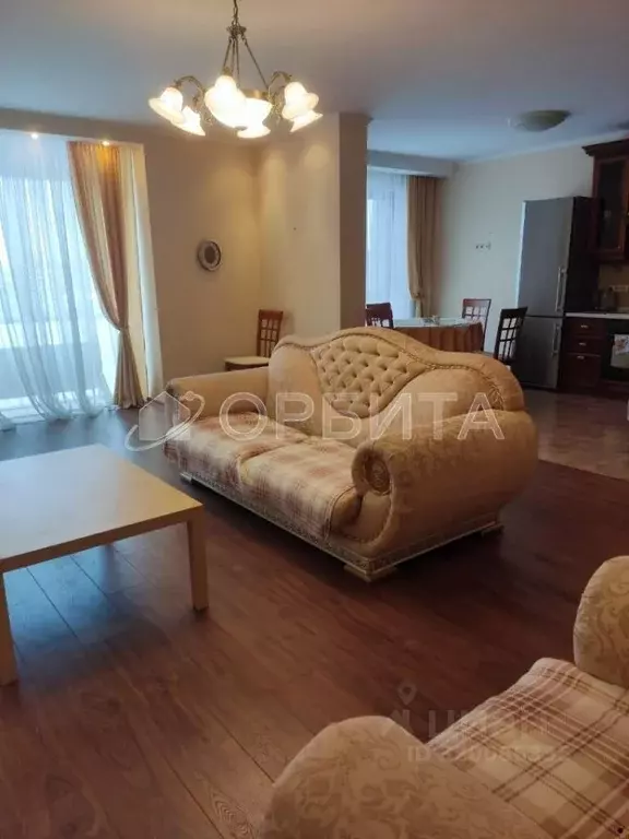 3-к кв. Тюменская область, Тюмень ул. Максима Горького, 68к1 (104.3 м) - Фото 1