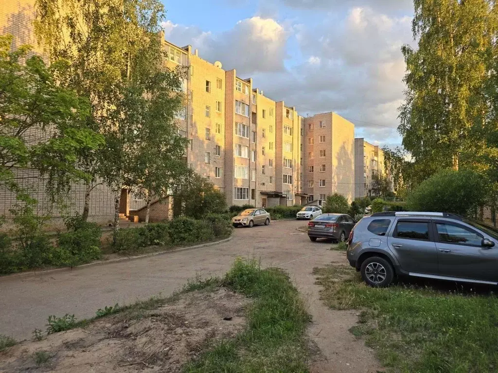 3-к кв. Новгородская область, Боровичи Московская ул., 73 (99.0 м) - Фото 1