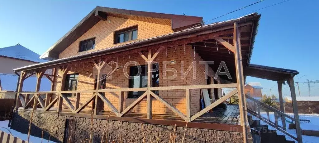 Дом в Тюменская область, Тюмень ул. Романа Новопашина (286 м) - Фото 1