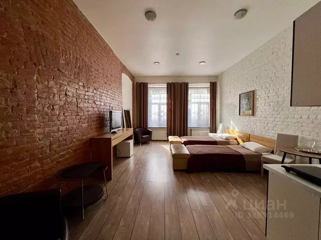 Комната Санкт-Петербург 2-я Васильевского острова линия, 31 - Фото 1