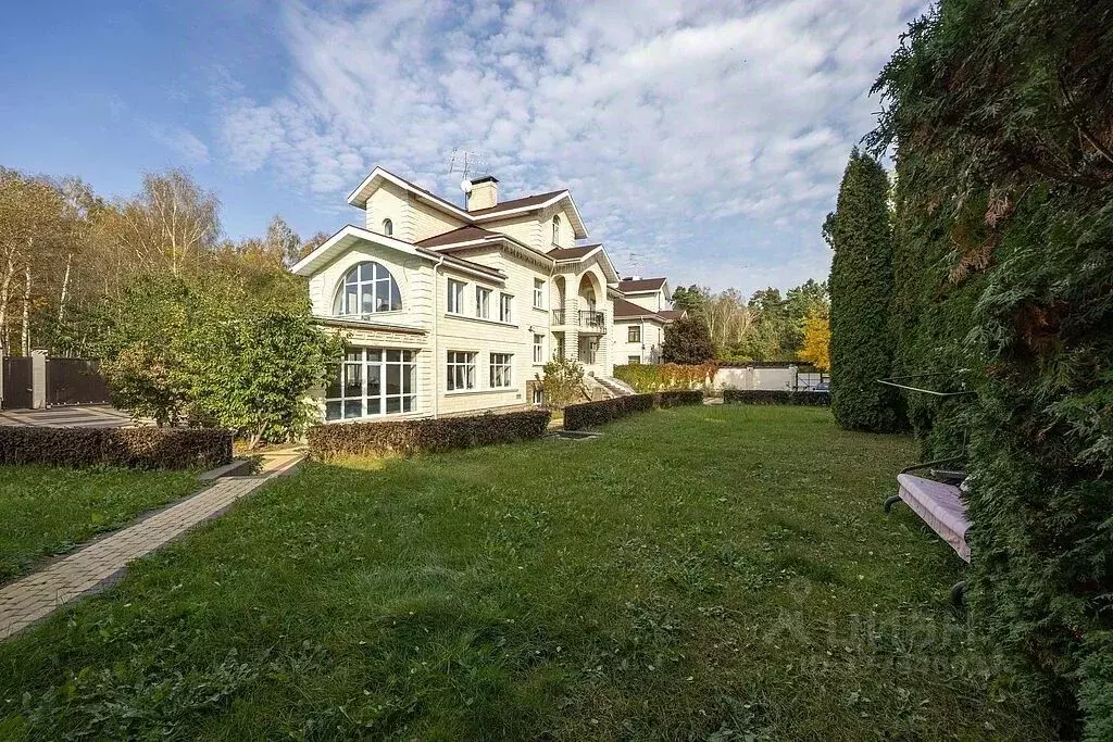 Дом в Московская область, Одинцовский городской округ, с. Успенское ... - Фото 2