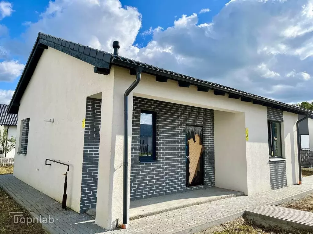 Дом в Калининградская область, Гурьевский муниципальный округ, пос. ... - Фото 1