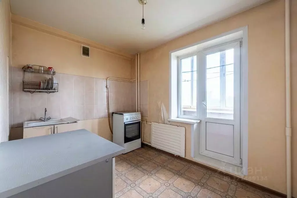 2-к кв. Свердловская область, Екатеринбург ул. Ангарская, 48 (43.5 м) - Фото 1