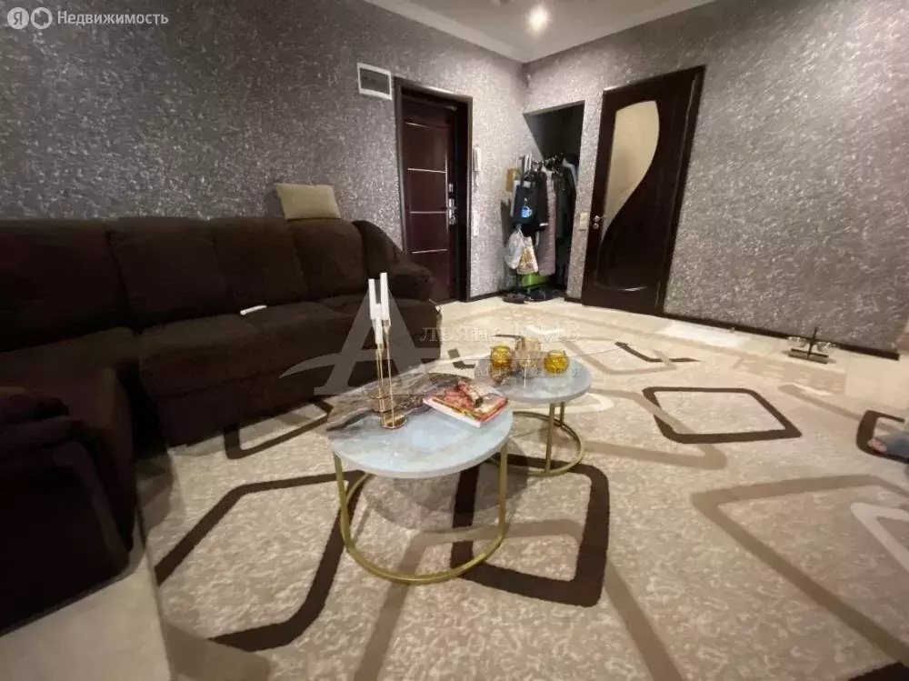 4-комнатная квартира: Кисловодск, улица Белинского, 15 (78 м) - Фото 2