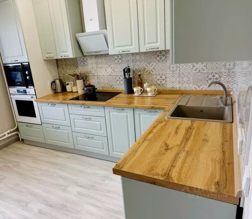 3-к кв. Белгородская область, Старый Оскол Степной мкр, 14 (101.0 м) - Фото 2