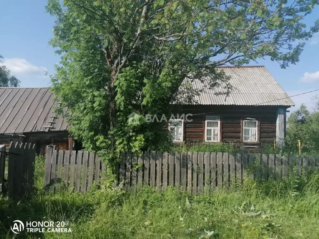 Дом в Пермский край, Добрянский городской округ, пос. Ярино ул. ... - Фото 1