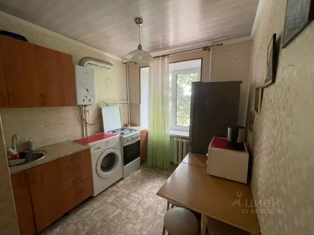 1-к кв. Ростовская область, Шахты 2-й Милиционный пер., 47 (35.0 м) - Фото 0
