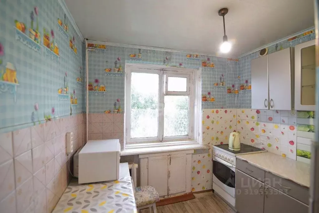 2-к кв. Сахалинская область, Южно-Сахалинск ул. имени Космонавта ... - Фото 0