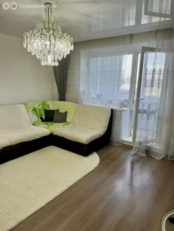 Квартира-студия: Черногорск, проспект Космонавтов, 39 (55 м) - Фото 1