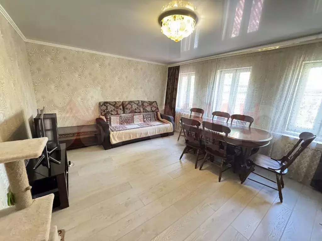 2-к. квартира, 57 м, 1/1 эт. - Фото 0