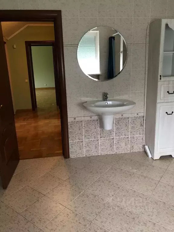 Дом в Московская область, Одинцовский городской округ, с. Немчиновка, ... - Фото 1