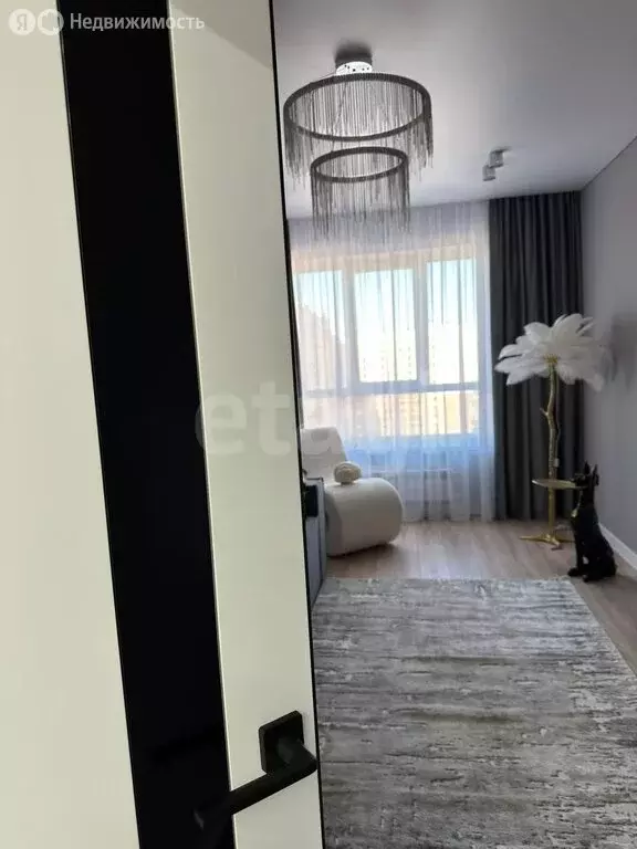 3-комнатная квартира: Ставрополь, улица Николая Голодникова, 7к1 (90 ... - Фото 1