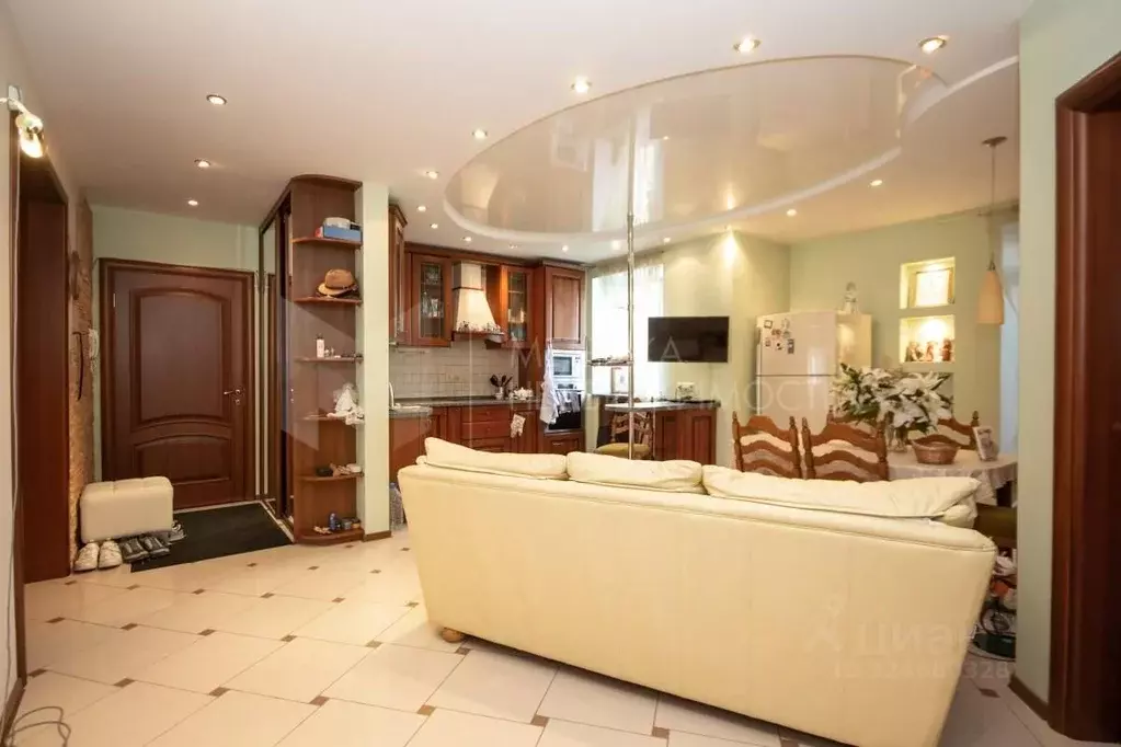 3-к кв. Тюменская область, Тюмень Северная ул., 3 (112.7 м) - Фото 1