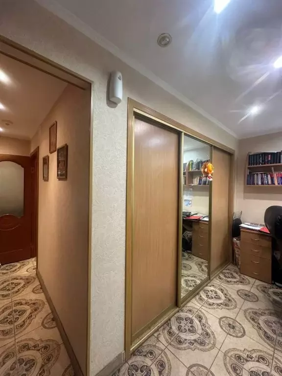 1-к кв. Мурманская область, Мурманск ул. Коминтерна, 22 (29.6 м) - Фото 0