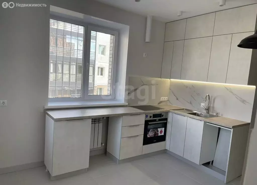2-комнатная квартира: Абакан, проспект Ленина, 56 (58.8 м) - Фото 2
