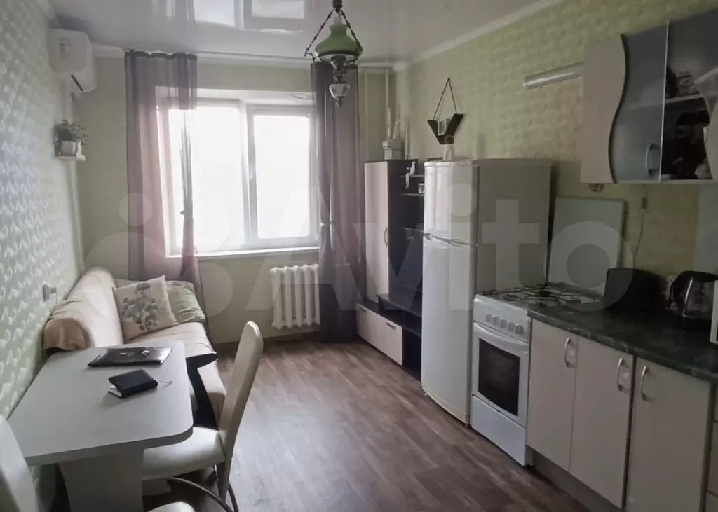 1-к. квартира, 39 м, 8/10 эт. - Фото 0