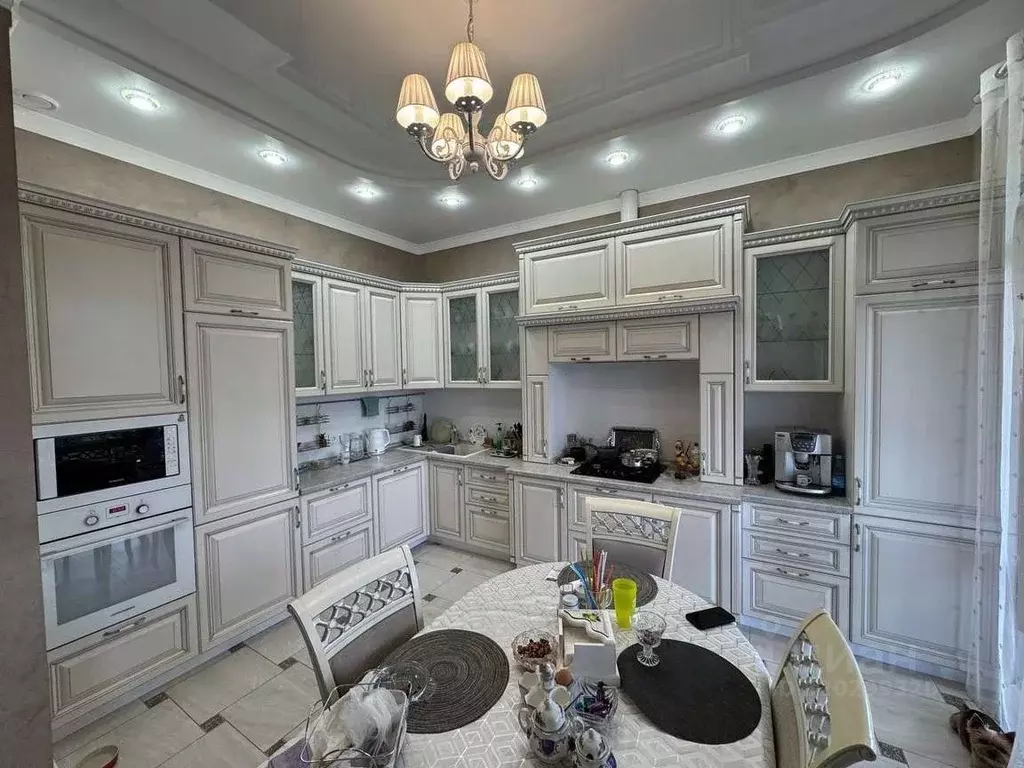 Дом в Белгородская область, Белгородский район, Тавровское с/пос, с. ... - Фото 1