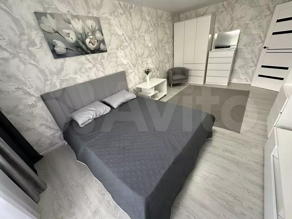 1-к. квартира, 32 м, 7/9 эт. - Фото 0