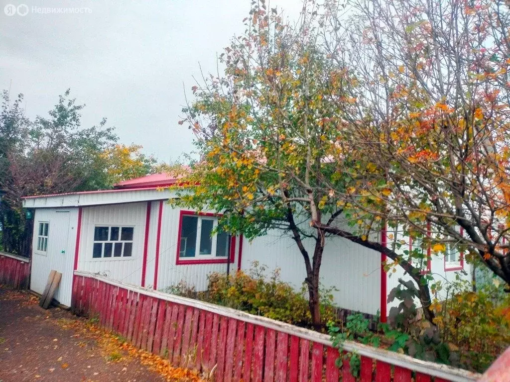 3-комнатная квартира: село Буздяк, Садовая улица, 52 (50 м) - Фото 1