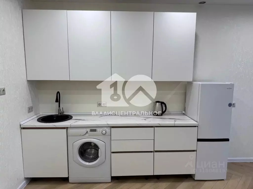 Студия Новосибирская область, Новосибирск ул. Забалуева, 3/1 (30.0 м) - Фото 1