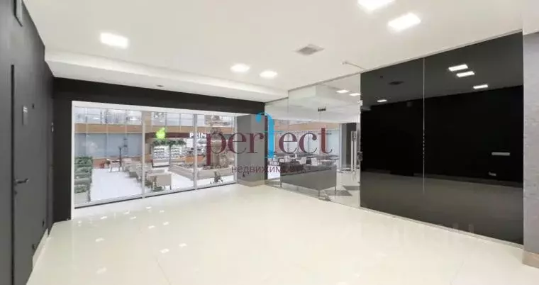 Торговая площадь в Москва Верейская ул., 17 (51 м) - Фото 1