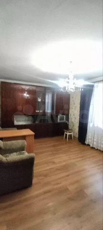 2-к. квартира, 60 м, 1/5 эт. - Фото 1