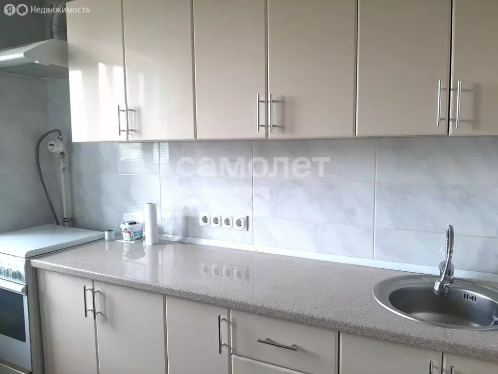 2-комнатная квартира: Тихорецк, улица Ляпидевского, 70 (48.9 м) - Фото 2