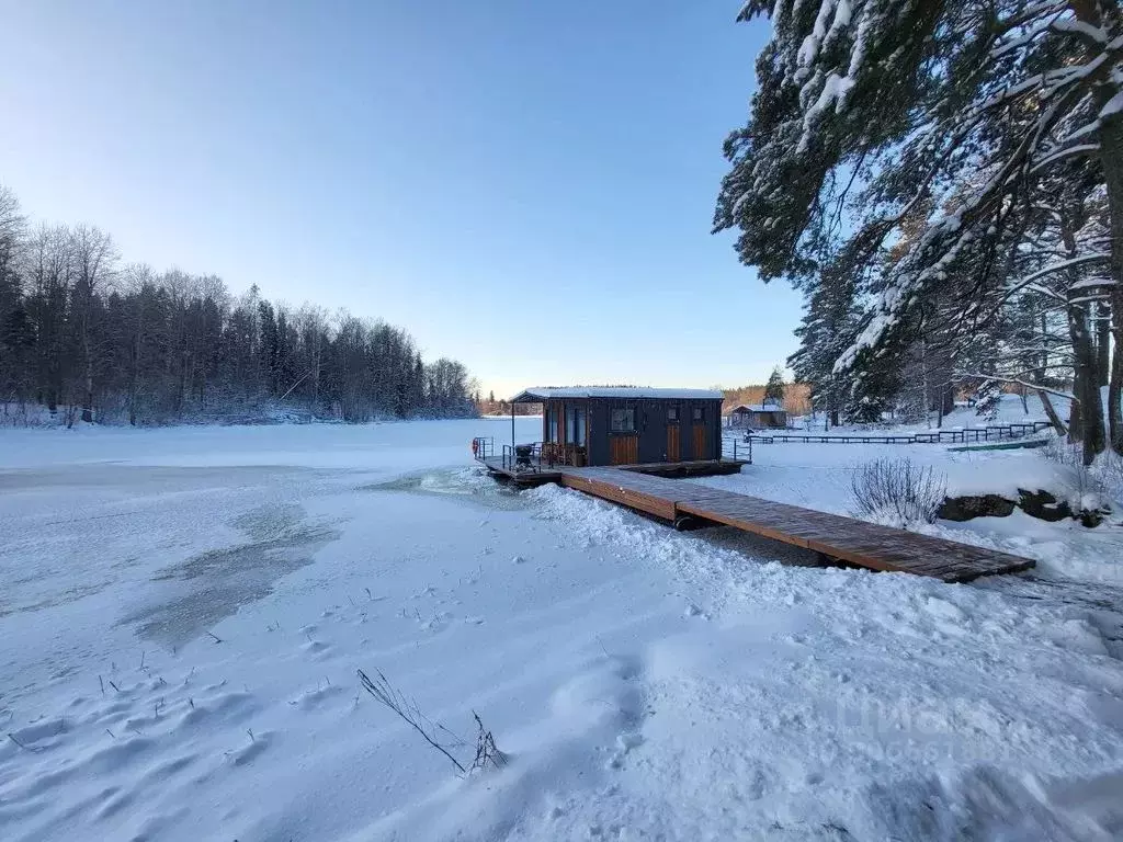 Дом в Ленинградская область, Приозерский район, Мельниковское с/пос, ... - Фото 1