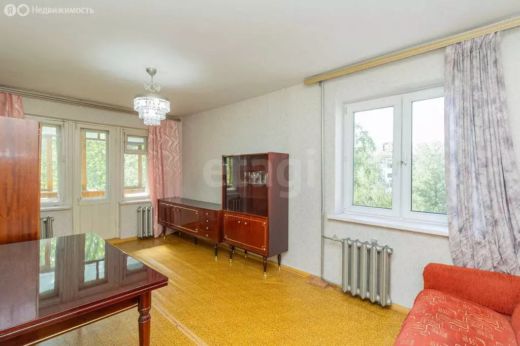 2-комнатная квартира: Тюмень, улица Парфёнова, 28 (43.1 м) - Фото 2