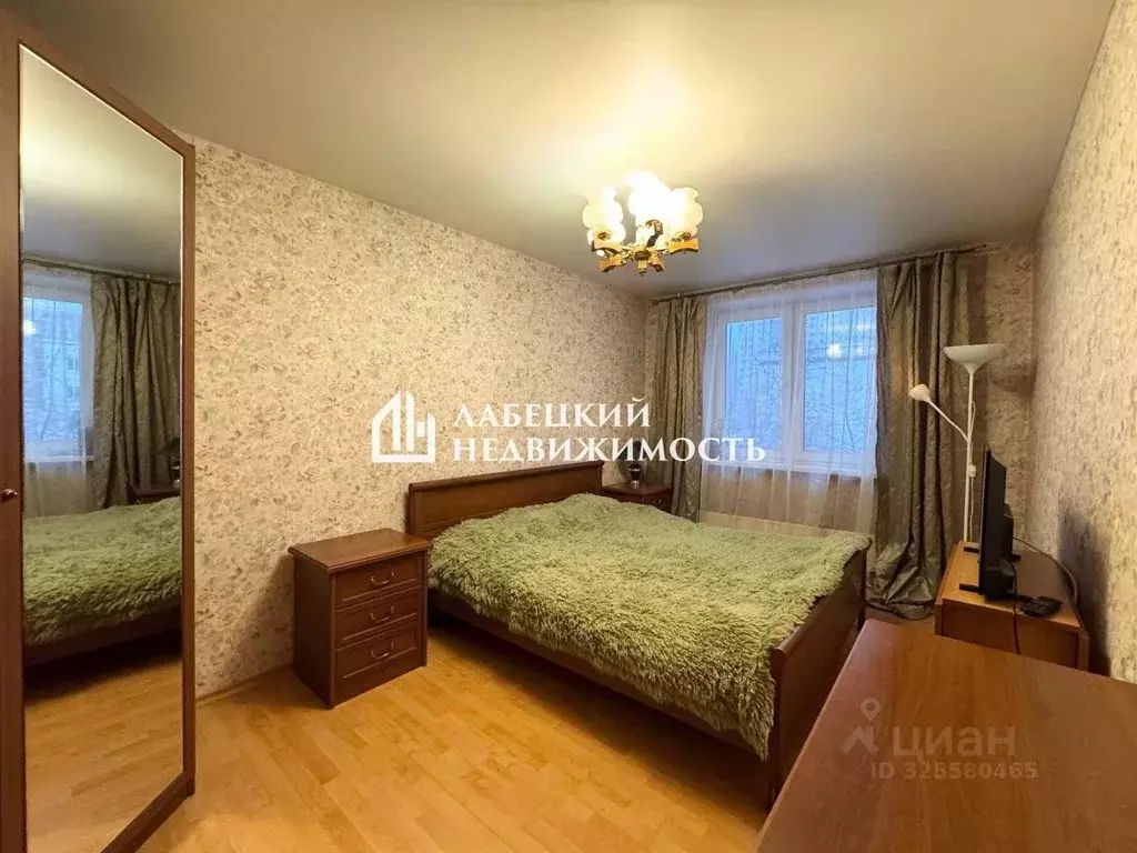 2-к кв. Московская область, Лобня ул. Некрасова, 9 (51.8 м) - Фото 1